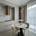 Harmony Win Herastrau Apartment