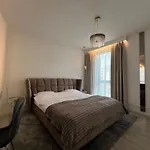 Harmony Win Herastrau Apartment *