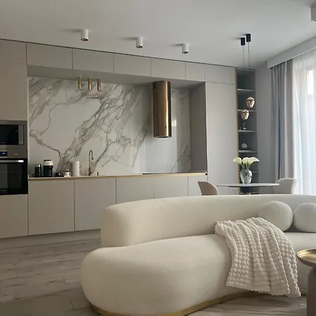 Harmony Win Herastrau *