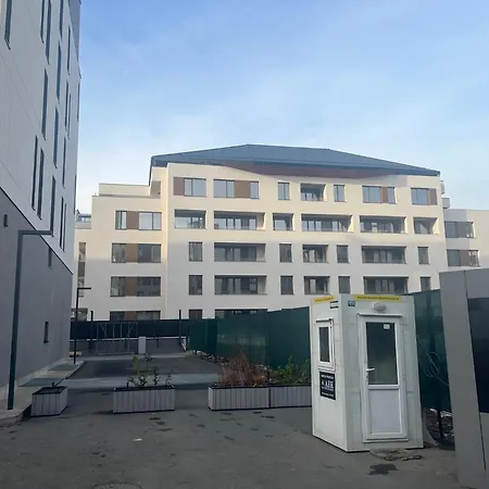 Harmony Win Herastrau Apartment Bucharest