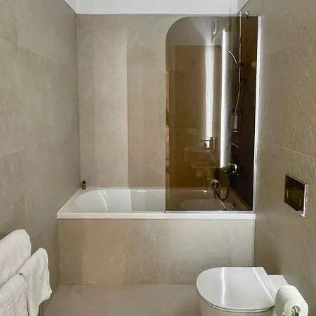 Harmony Win Herastrau *