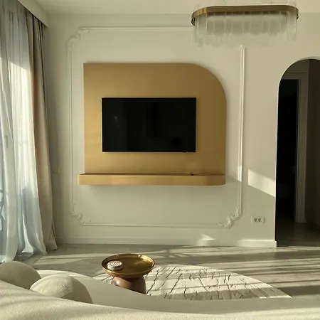 Harmony Win Herastrau Apartment Bucharest