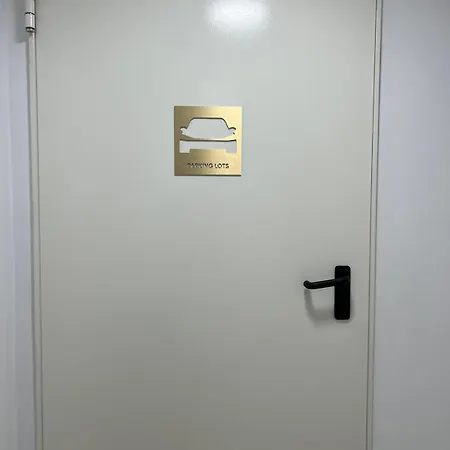 Harmony Win Herastrau *