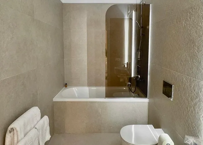 Harmony Win Herastrau *