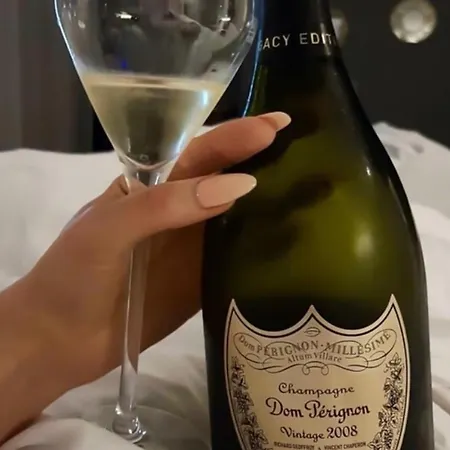 شقة Harmony Win Herastrau *