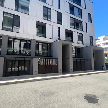 شقة Harmony Win Herastrau بوخارست